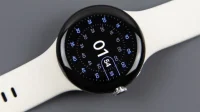 Google zaujímá druhé místo na celosvětovém trhu nositelných zařízení díky prodejům Pixel Watch