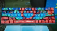 Sonic the Hedgehog doesn’t need easy-to-read writing on his mechanical keyboard.