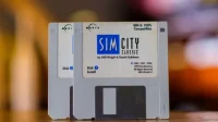 Windows 95 deed er alles aan om SimCity en andere games compatibel te maken.