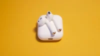 Alle AirPods-modeller skulle få USB-C-opladning i 2023 med en ny opladningsetui.