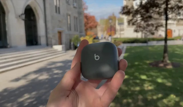 Apple antaa pian sinun sovittaa Beats Fit Pro -kuulokkeiden värit ihonvärisi mukaan