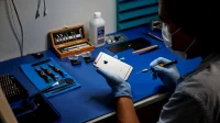 Apple Expands iPhone Repair Program to Europe and the UK