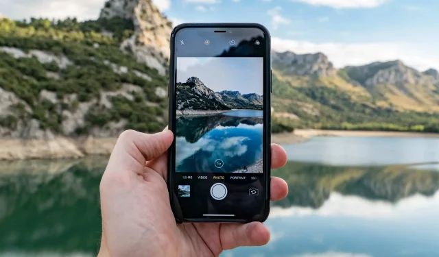 Apple’s herontwerp van de Camera-app zal de flitser en andere bedieningselementen naar de statusbalk verplaatsen.