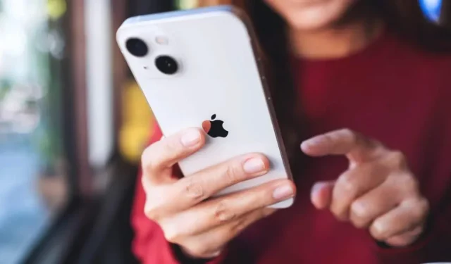 iPhone 15 : des restrictions de charge potentielles pourraient causer des problèmes avec Apple