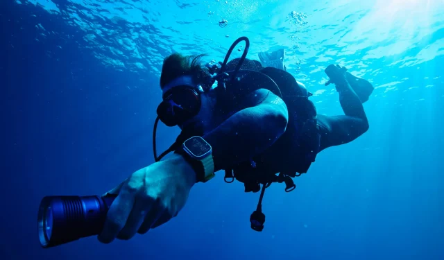 Saadaval on rakendus Oceanic+, mis muudab teie Apple Watch Ultra sukeldumisarvutiks.