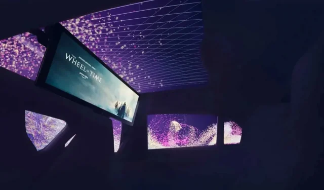 BMW teatro ekranas, 31 colio 8K ekranas galiniams keleiviams