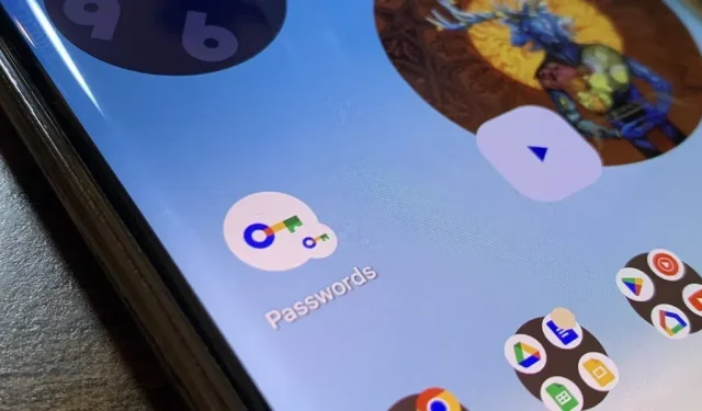 Jak vytvořit zástupce Správce hesel Google na telefonu Android pro rychlejší přístup ke všem vašim přihlašovacím údajům