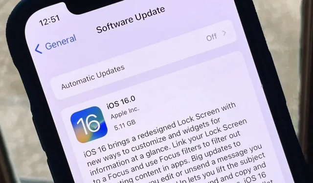Download en installeer iOS 16.1 op je iPhone om eerst nieuwe functies uit te proberen