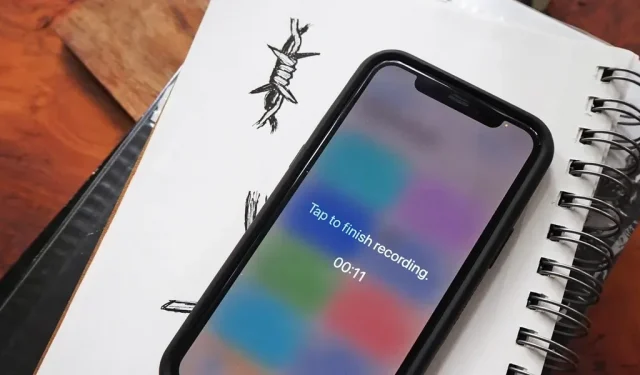 Det enklaste sättet att spela in någons konversation i hemlighet på din iPhone