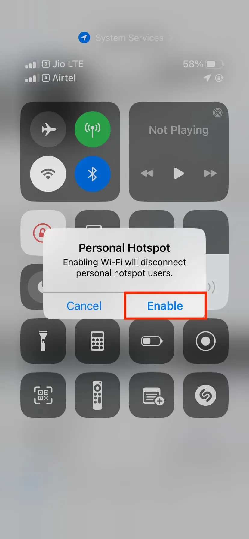 L'activation du Wi-Fi déconnectera l'alerte des utilisateurs de points d'accès personnels sur iPhone