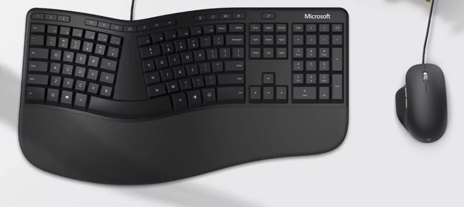 Microsofti ergonoomiline klaviatuur ja hiir võivad olla tükeldamisel, kuna ettevõte keskendub Surface'i kaubamärgiga tarvikutele.