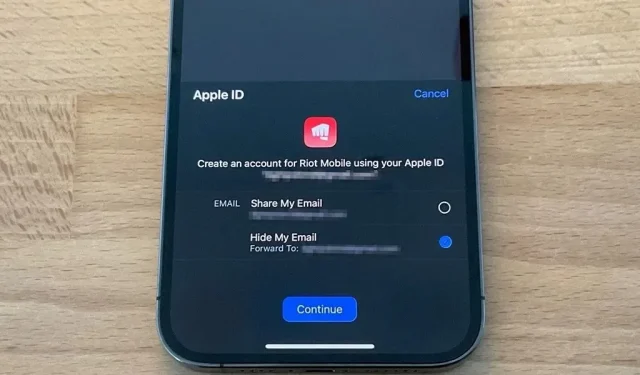 Cómo administrar sus cuentas «Iniciar sesión con Apple» y «Ocultar mi correo electrónico» en su iPhone