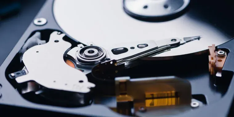 New data illustrates the impact of time on hard drive failure rates