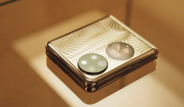 Huawei P50 Pocketの公式画像は12月23日の発売に先駆けてゴールドデザインを明らかに：予想されるスペック
