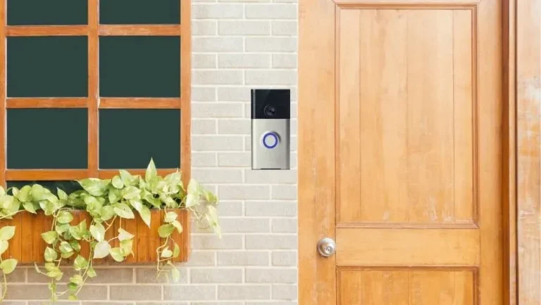 7 Fixes: Why is Ring Doorbell Flashing Blue?