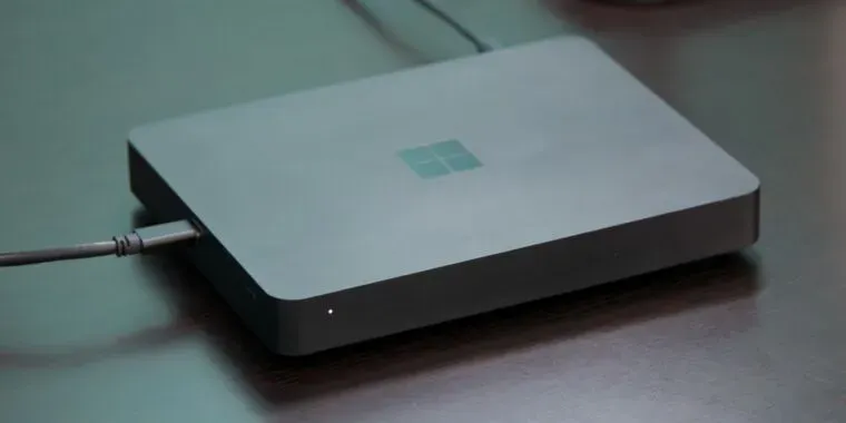 Project Volterra Review: Microsoft’s $600 Arm PC That Almost Doesn’t Suck