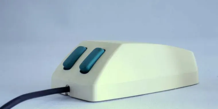 After 40 years, Microsoft-branded mouse and keyboards are being phased out