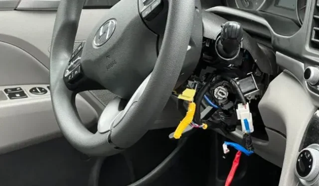ヒュンダイと起亜自動車がアップデートをリリース、USB ケーブルを使って車を盗むことができなくなります