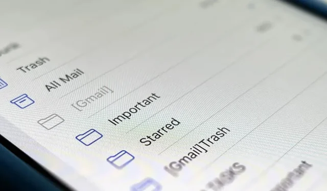 O iOS 15.4 possui um interessante recurso Hidden Mail que ajuda você a organizar sua pasta