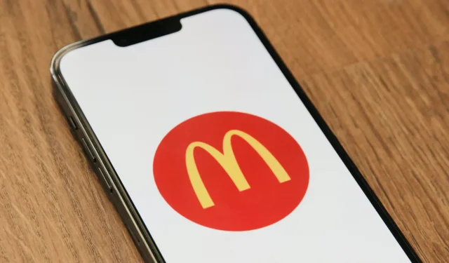 Propagace Apple Pay nabízí šest Chicken McNuggets zdarma při nákupu za 1 $
