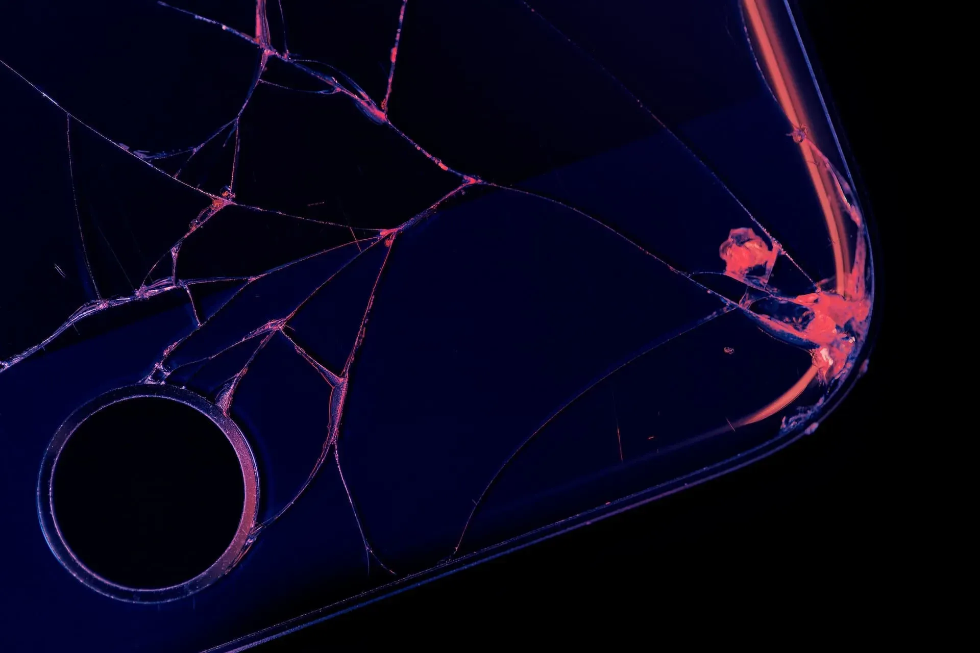 iPhone med ødelagt skærm