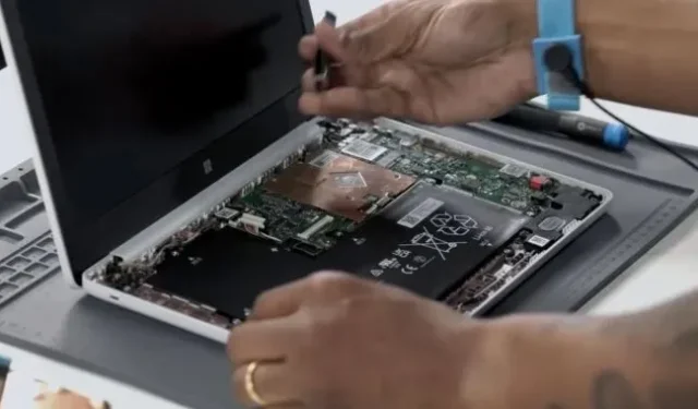„Microsoft“ išplečia remonto pastangas su „Surface“ nešiojamojo kompiuterio išardymo vaizdo įrašu
