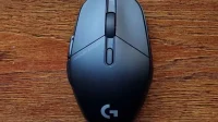 Revisão do Logitech G303 Shroud Edition: mouse sem fio de US $ 130 para jogadores exigentes