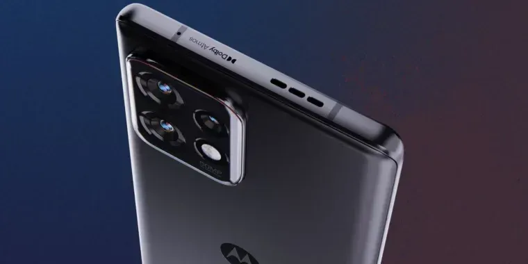 Motorola is still releasing flagship phones: meet the Edge 40 Pro