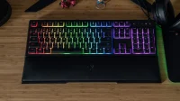 Obtenga este popular teclado para juegos Razer RGB por solo $ 30