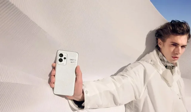 Realme GT 2 Pro Official First Look Revealed: Couleur blanche et triple caméras arrière