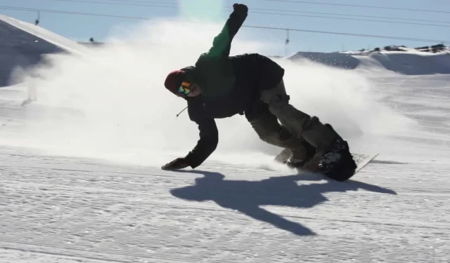 Black-Line uvádí na trh první spojené lyže a snowboardy na světě