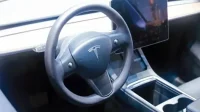 Tesla verhoogt opnieuw de prijs van een optie voor volledig autonoom rijden
