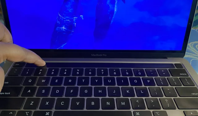Sådan deaktiverer du din MacBook Pro Touch Bar fuldstændigt og gør den ikke reagerer på berøring