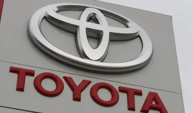 Toyotan omistajien on nyt maksettava 8 dollaria kuukaudessa käynnistääkseen autonsa etänä.