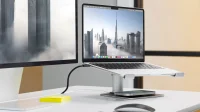 Der HiRise Pro MacBook-Ständer von Twelve South dient jetzt auch als MagSafe iPhone-Ladegerät