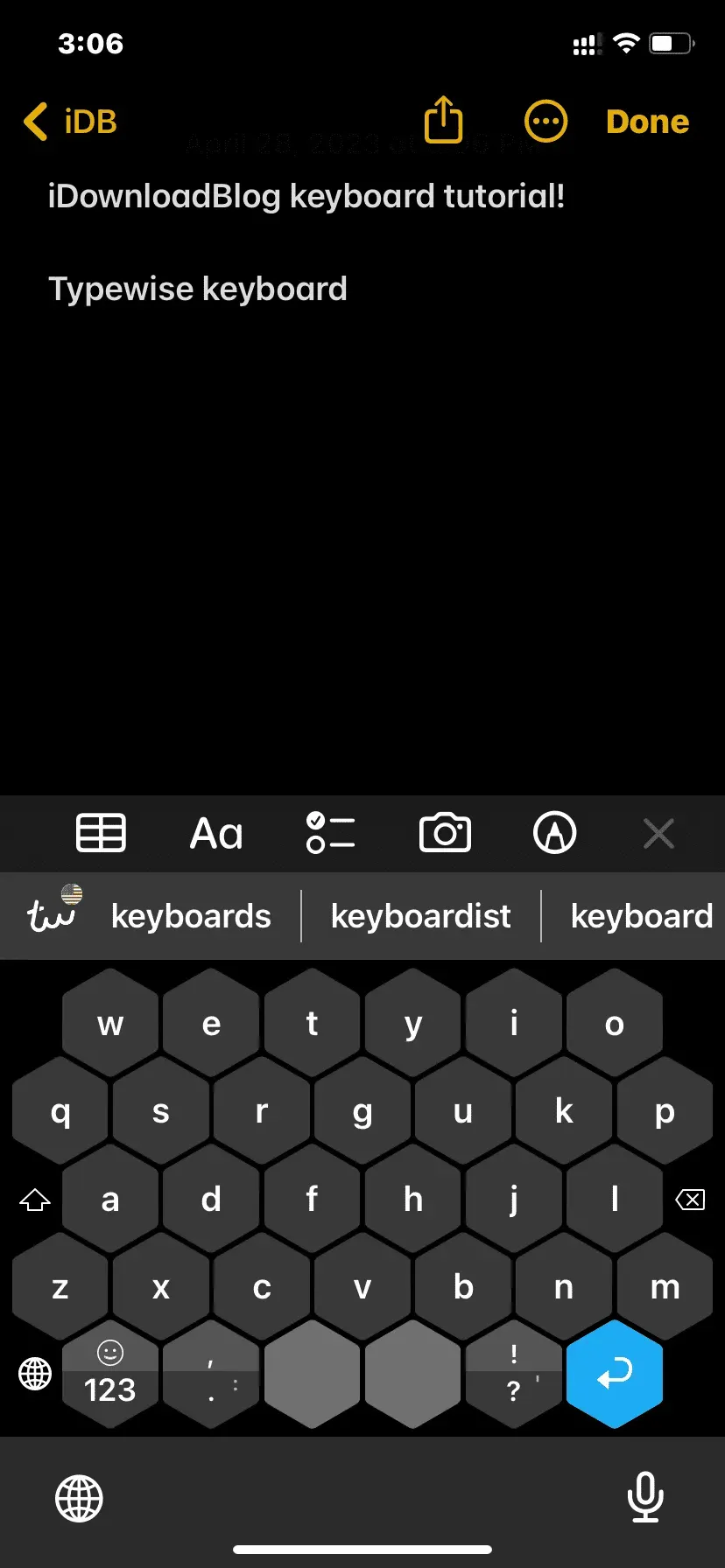 Teclado hexagonal tipográfico en iPhone