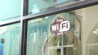 如何始終找到免費 Wi-Fi