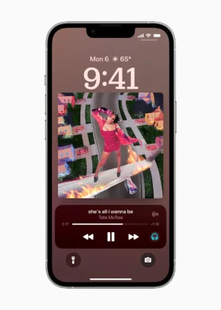 Živé aktivity přehrávání médií na iOS 16