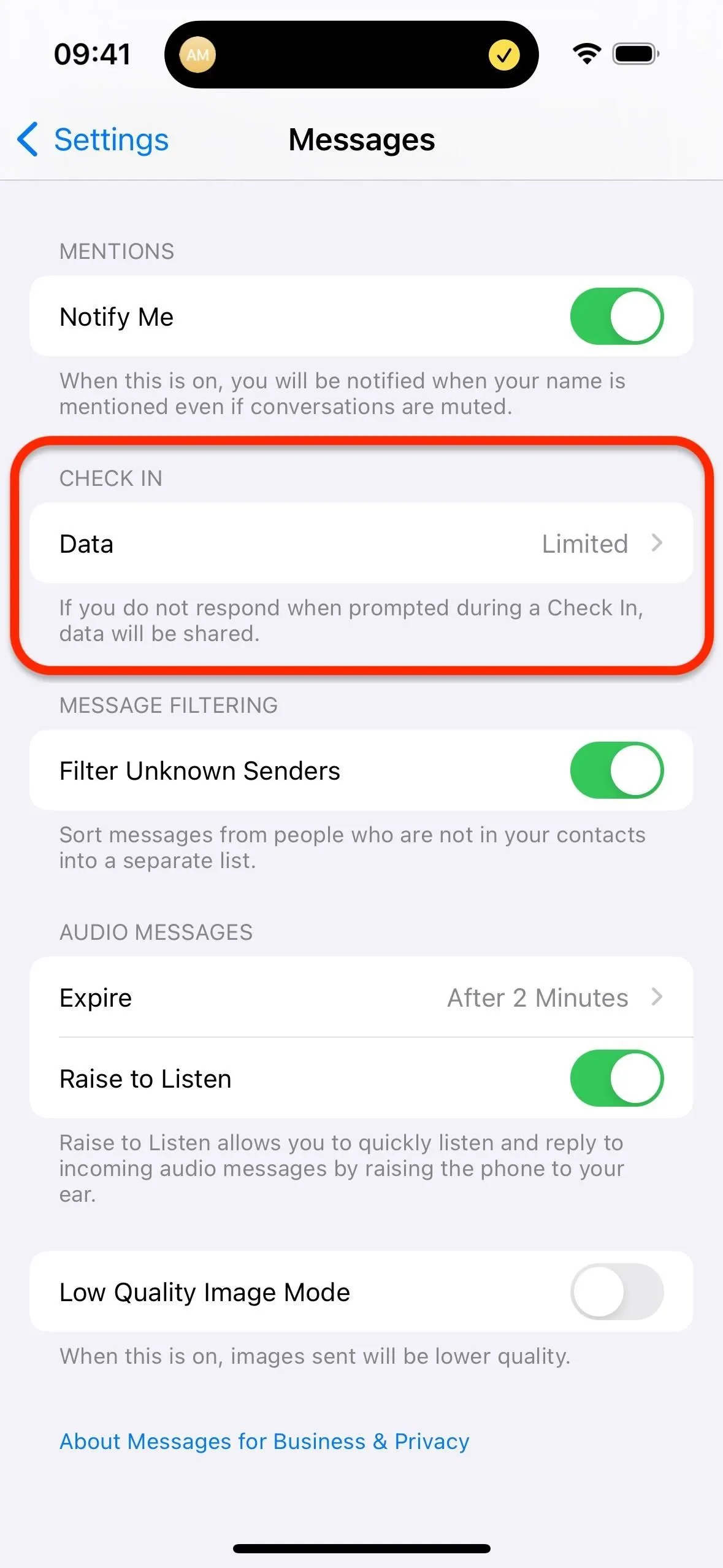 Use Your iPhone's New 'Check In' Feature to Let Contacts Know When You Arrive Safely at Your Destination Use Your iPhone's New 'Check In' Feature to Let Contacts Know When You Arrive Safely at Your Destination