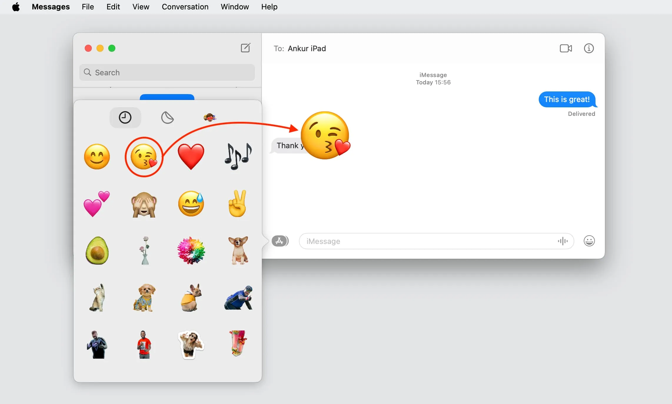 Adhesivo emoji en Mensajes en Mac