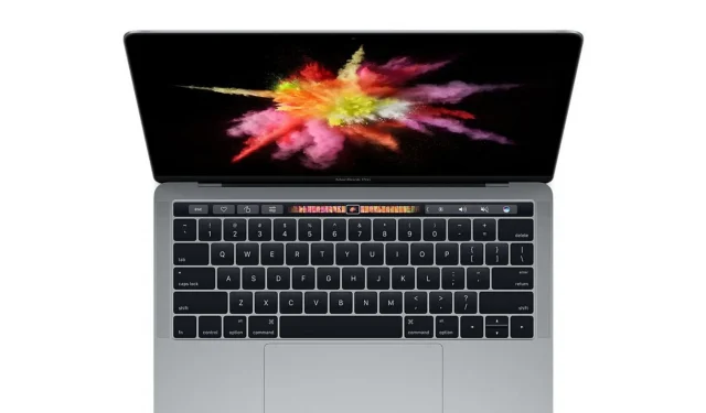 Apple dodaje MacBooka Pro 2017 z Touch Barem do listy produktów Vintage