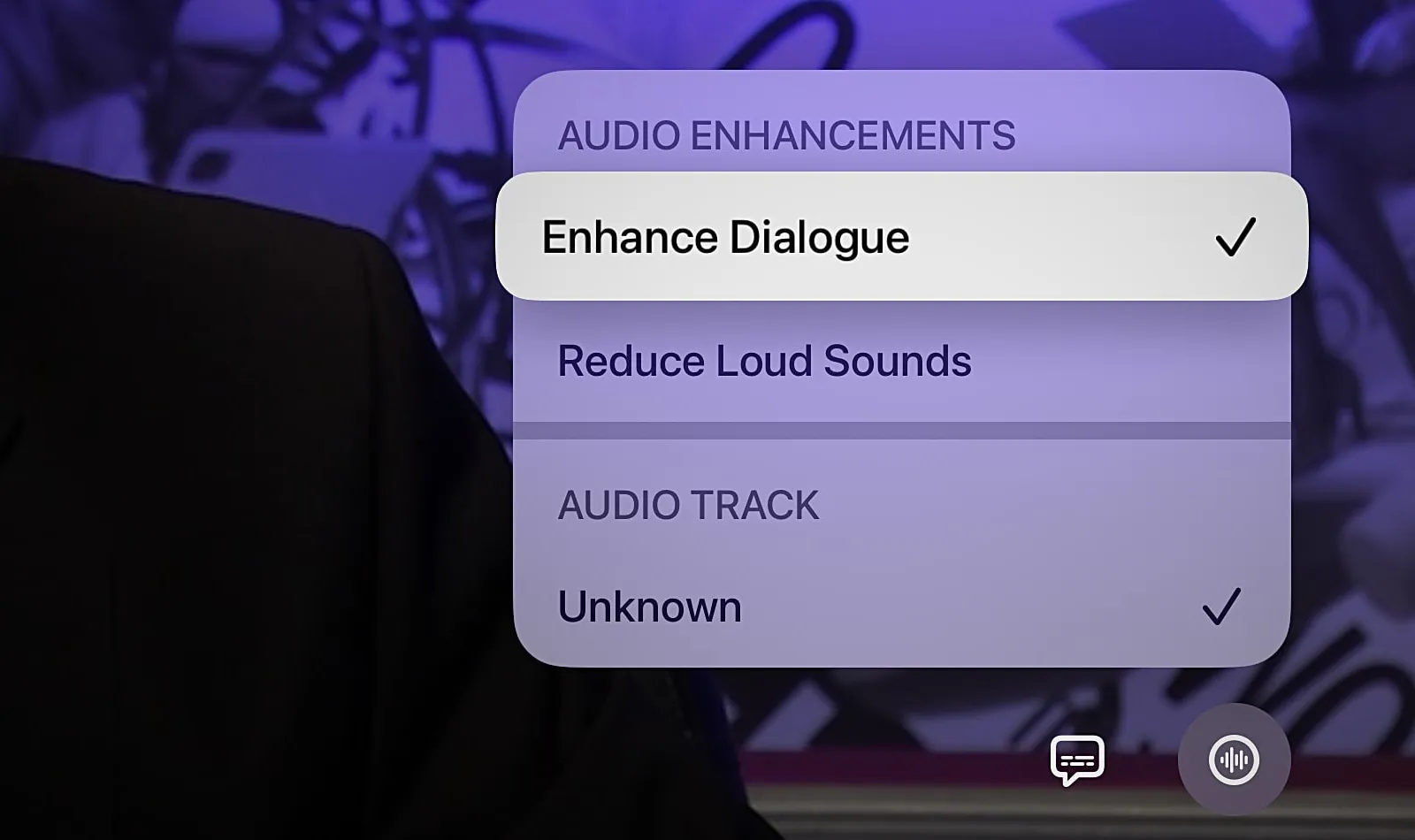 Die in den Wiedergabeoptionen von Apple TV ausgewählte Option „Dialog verbessern“.
