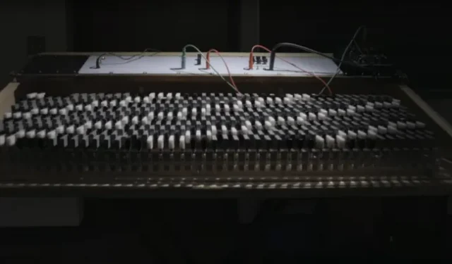 Le synthétiseur Moog restauré de 478 touches et 31 tons de 1968 sonne magnifiquement bizarre