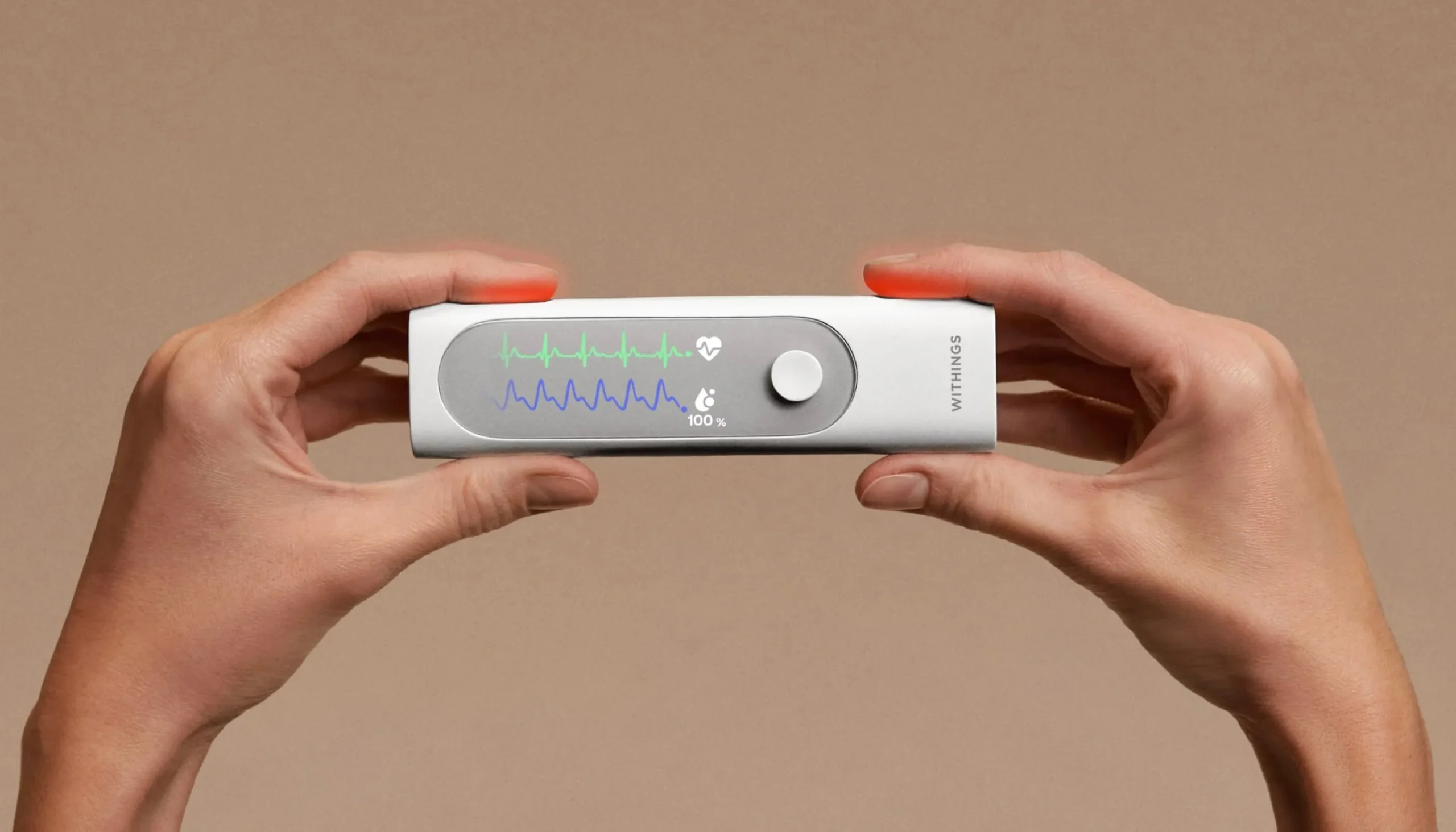 Withings BeamO tomando un ECG.